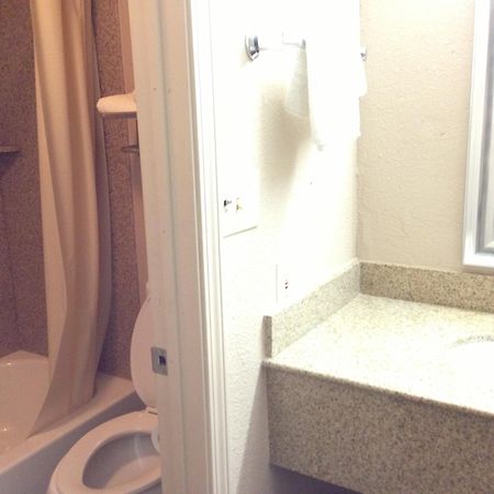 Remington Inn Oklahoma City Eksteriør billede